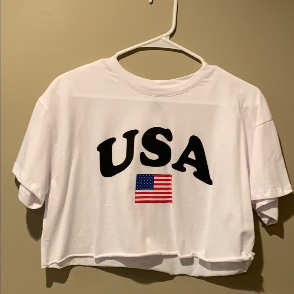 Cropped USA shirt